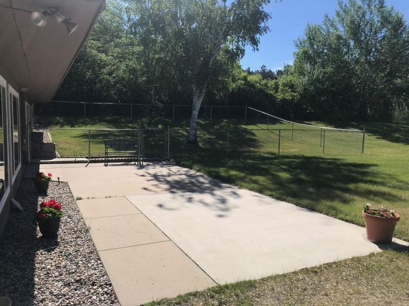 120 Mcfarlane St NW, Alexandria, MN 56308