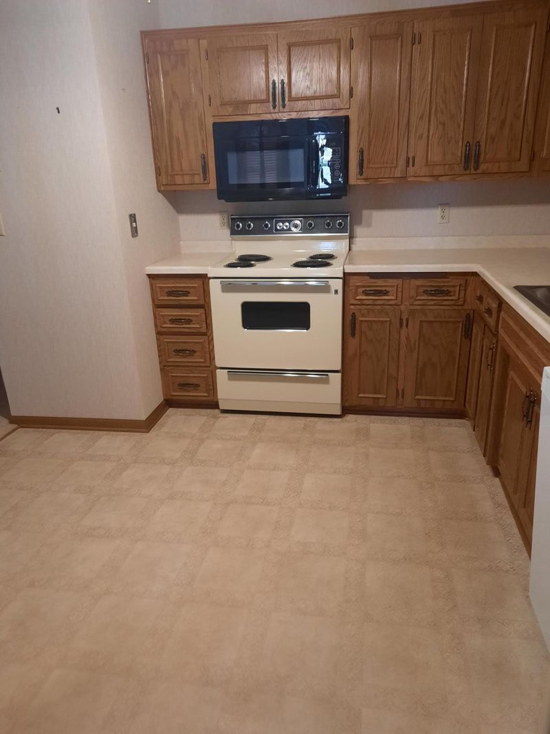 245 Park Ave S #103, Saint Cloud, MN 56301