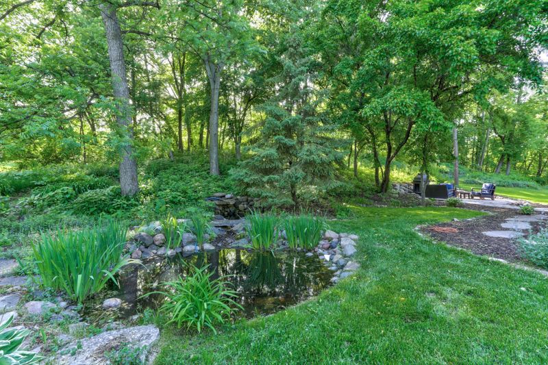2545 62nd St E, Inver Grove Heights, MN 55076