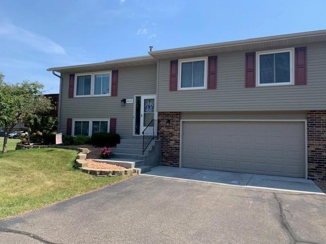 9938 106th Pl N, Maple Grove, MN 55369
