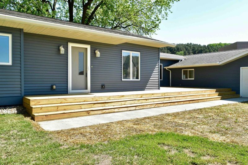 800 Pine Meadows Ln, Rushford, MN 55971