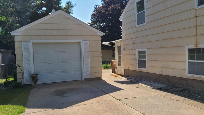 205 15th St SE, Austin, MN 55912