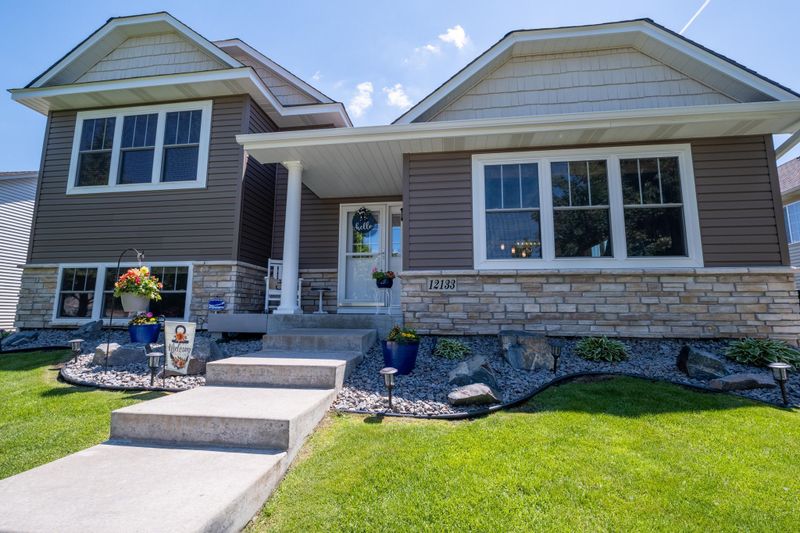 12133 Bataan St NE, Blaine, MN 55449