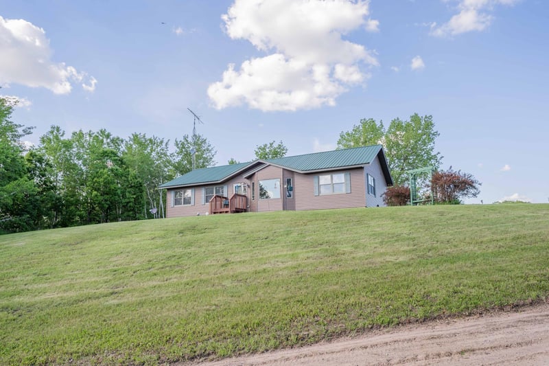 N14438 Valleybrook Ln, Osseo, WI 54758