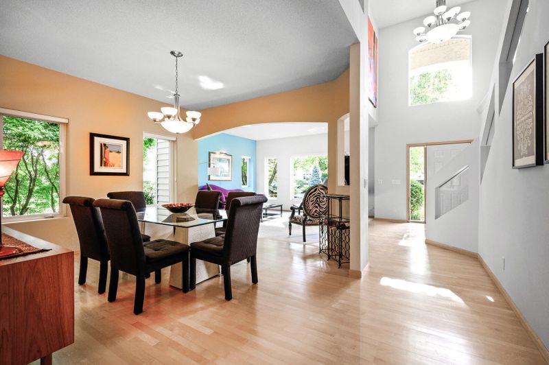 6237 Cavendish Pl, Eden Prairie, MN 55346