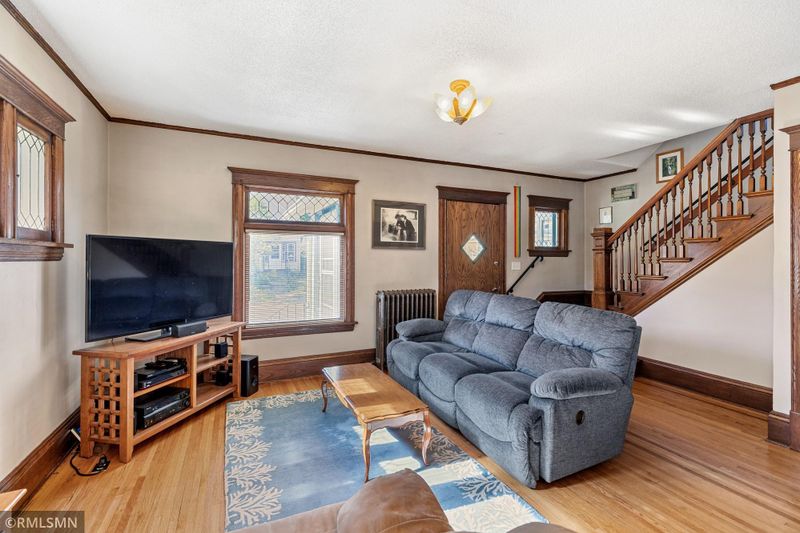 612 E 37th St, Minneapolis, MN 55407