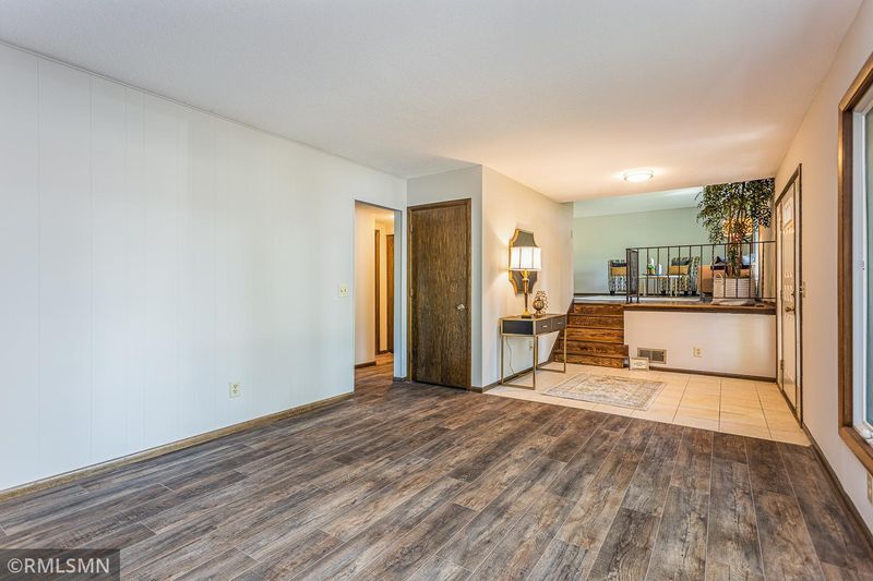 8400 Isle Ave S, Cottage Grove, MN 55016