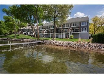 402 E Lake St, Waconia, MN 55387