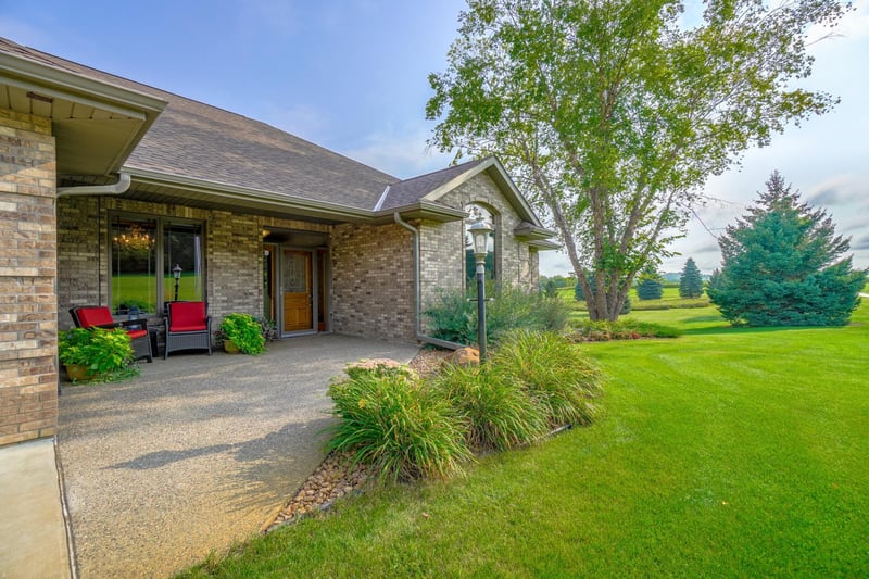 4640 County 24 Blvd, Cannon Falls, MN 55009