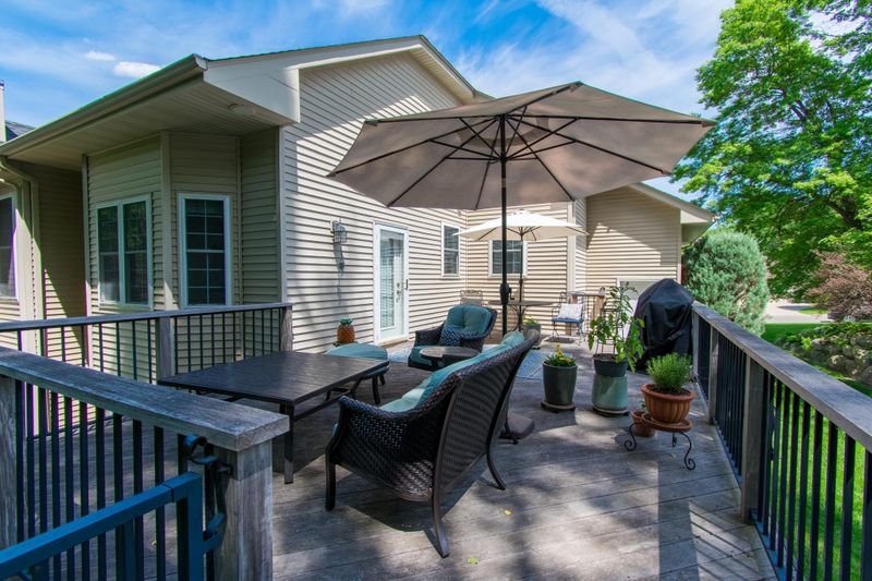 4541 Majestic Oaks Pl, Eagan, MN 55123