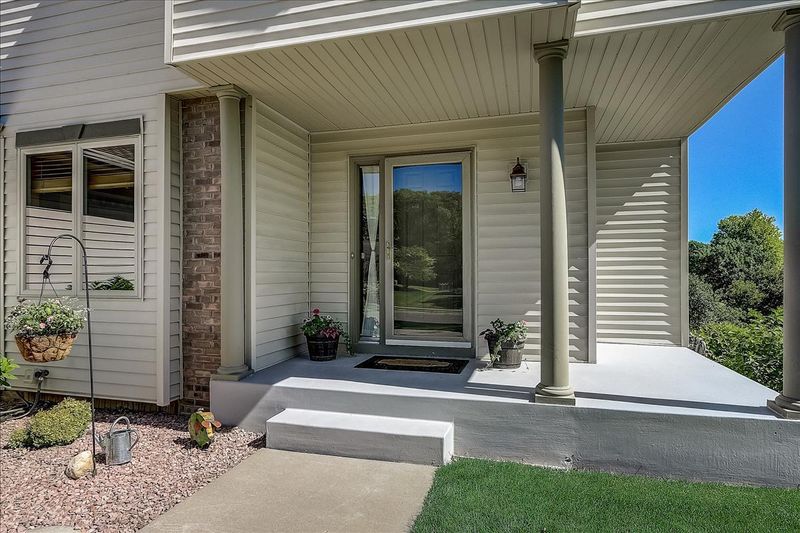 22424 Orchid Ave, Rogers, MN 55374