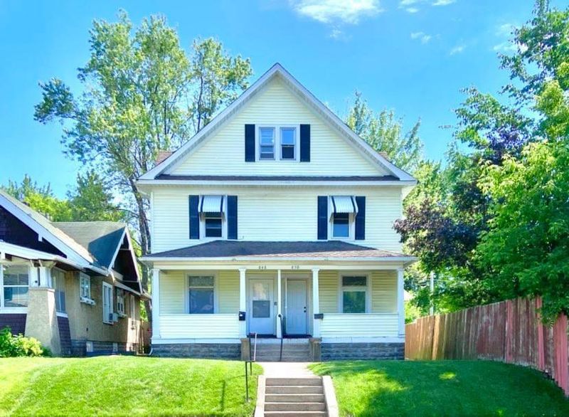 848 Thomas Ave, Saint Paul, MN 55104