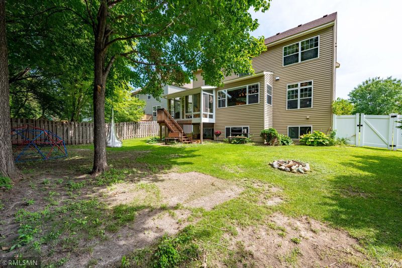 4509 Melina Ave NE, Saint Michael, MN 55376