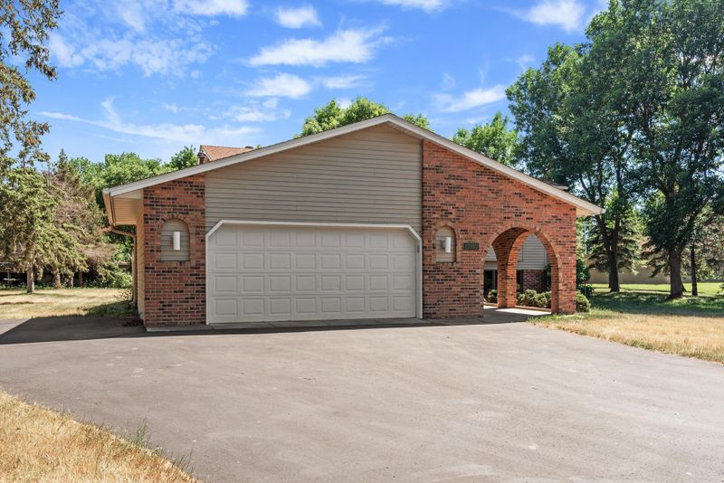12992 Orono Rd NW, Elk River, MN 55330