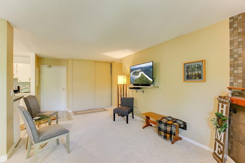 7501 W 101st St #308, Bloomington, MN 55438