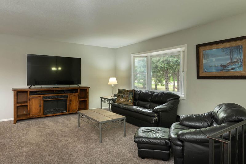 38055 Forest Blvd, North Branch, MN 55056