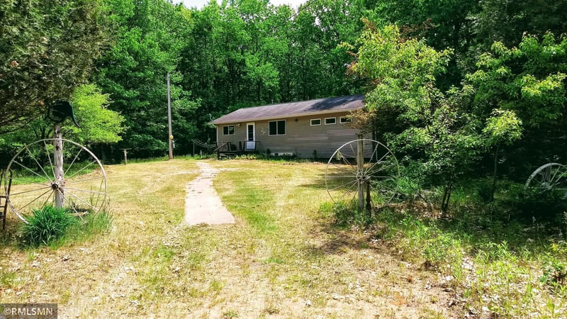 11152 E Pooler Rd, Lake Nebagamon, WI 54849