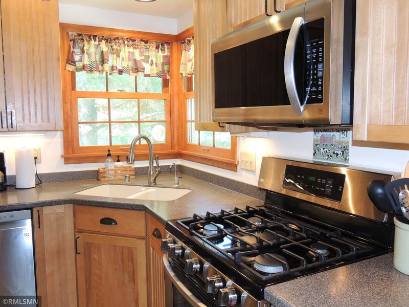 6414 Franklin Ave W, Saint Louis Park, MN 55426