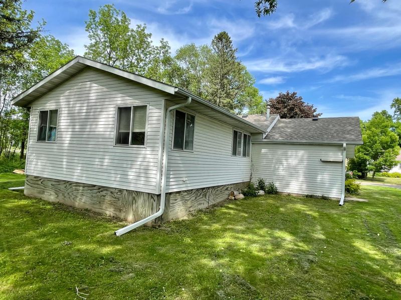 1300 6th St SE, Austin, MN 55912