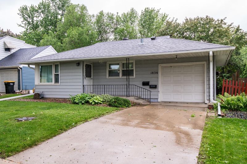 1836 17 1/2 St NW, Rochester, MN 55901
