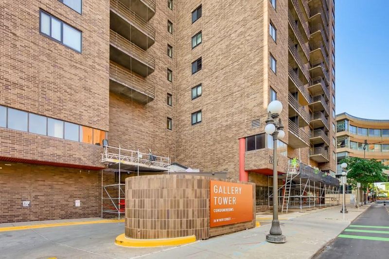 26 10th St W #508, Saint Paul, MN 55102