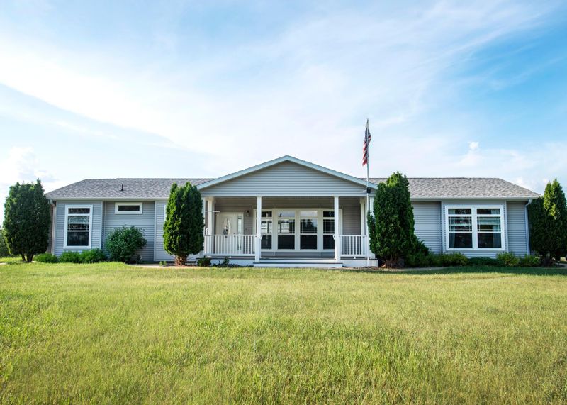 4451 Highway 95 NW, Cambridge, MN 55008