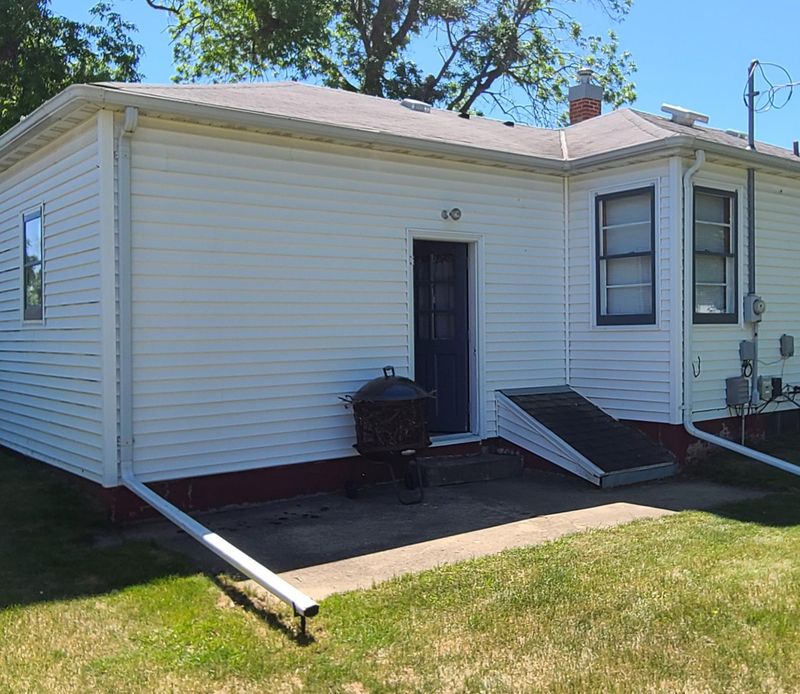 1012 4th Ave SW, Pipestone, MN 56164