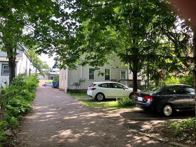 714 8th St SE, Minneapolis, MN 55414