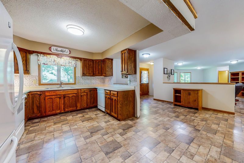 51279 State Highway 251, Austin, MN 55912