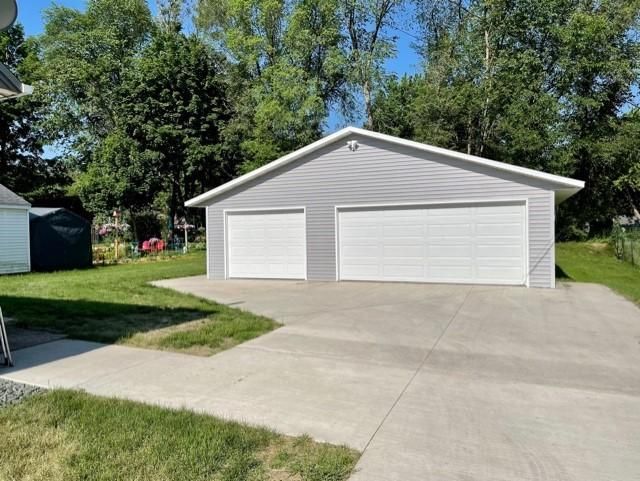 124 Charles Ave, Red Wing, MN 55066