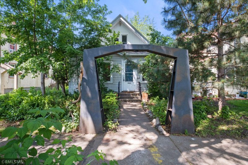 3422 26th Ave S, Minneapolis, MN 55406