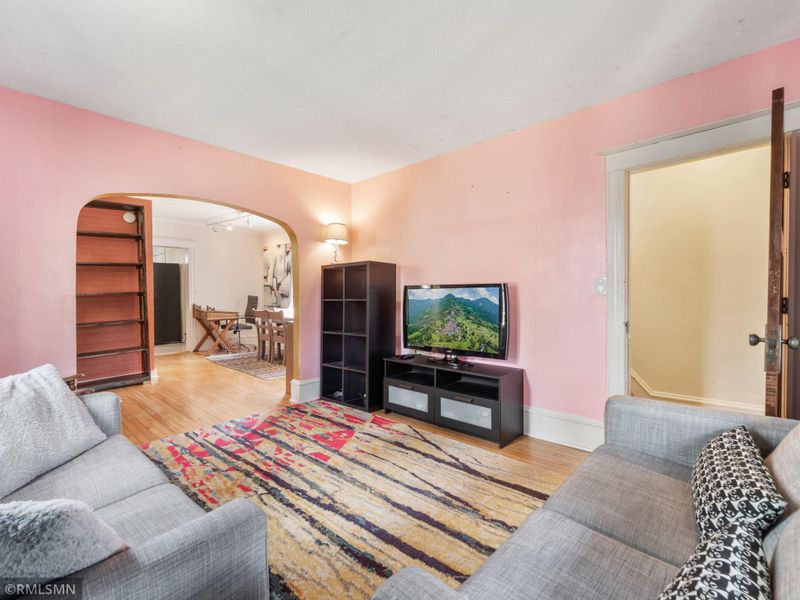 2919 California St NE, Minneapolis, MN 55418