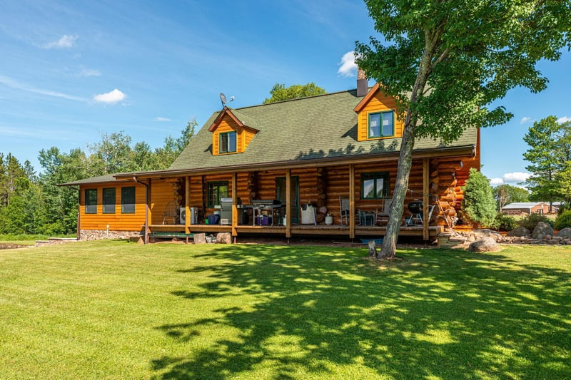 3185 Ahmat Rd, Barnum, MN 55707