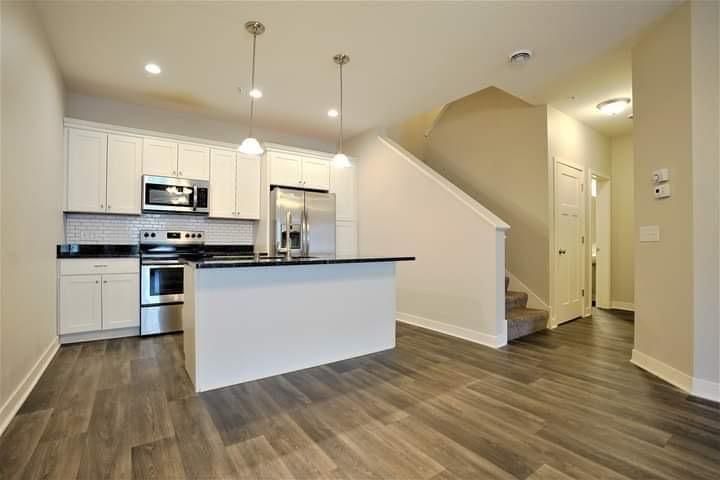 20644 Keystone Ave, Lakeville, MN 55044