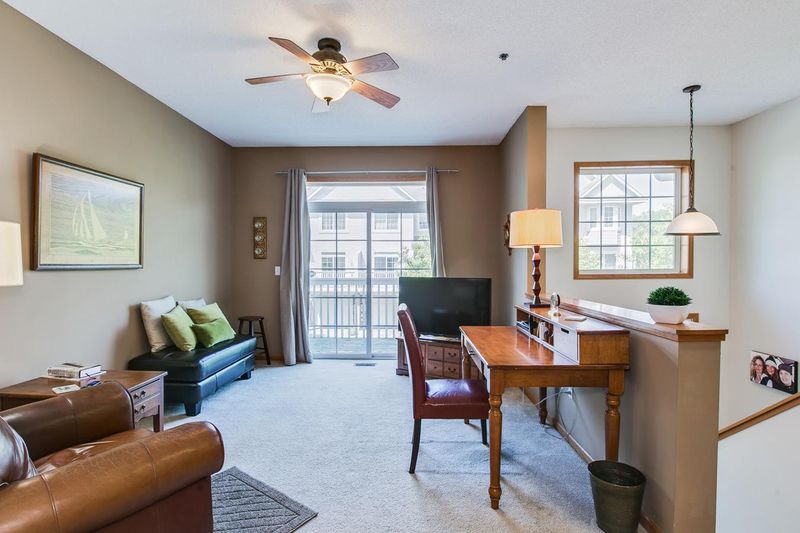 2320 Lower Afton Rd E #415, Maplewood, MN 55119