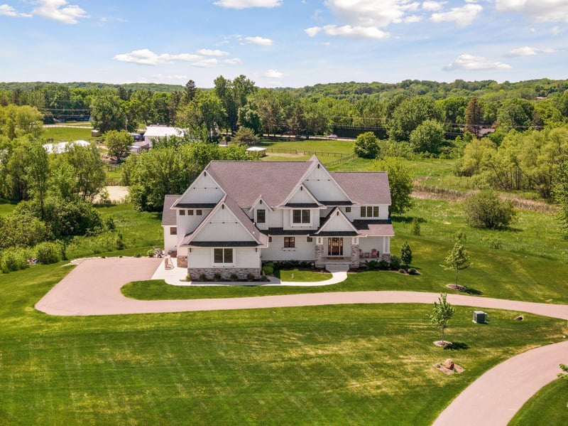 5167 Settlers Ct, Independence, MN 55359