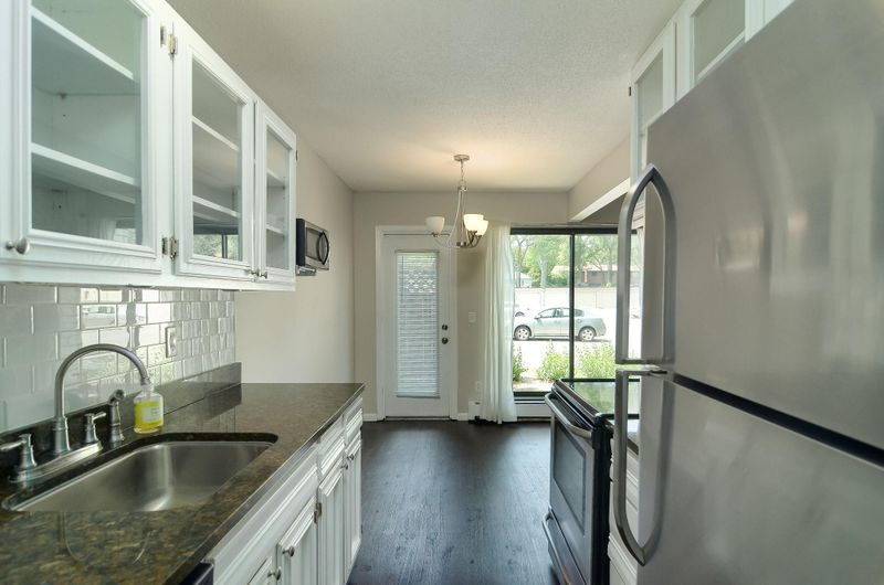 4606 Cedar Lake Rd S #4, Saint Louis Park, MN 55416