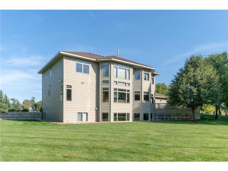1058 75th St NW, Pennock, MN 56279