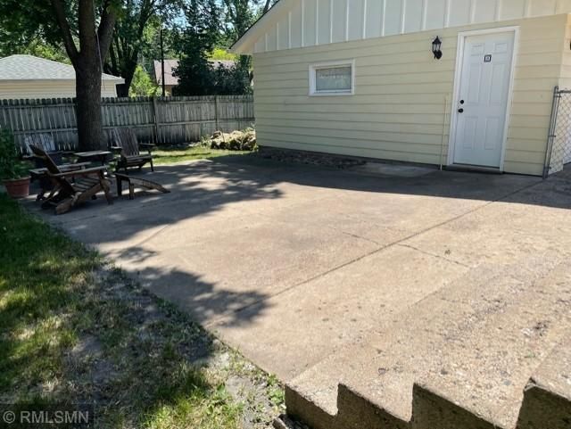 11316 President Dr NE, Blaine, MN 55434