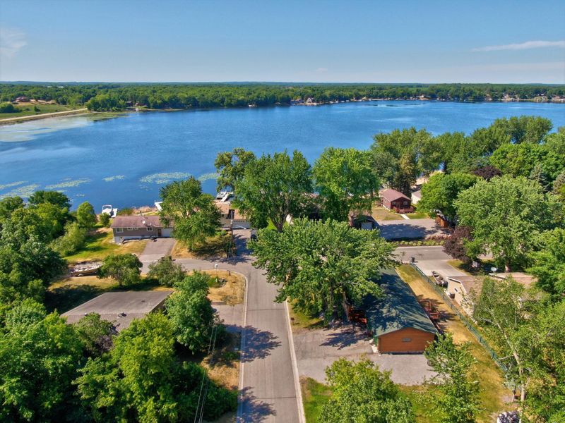 511 Lakeshore, Annandale, MN 55302