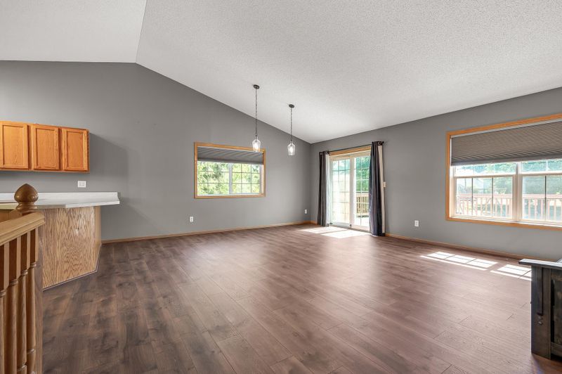 930 Dakota Point, Jordan, MN 55352