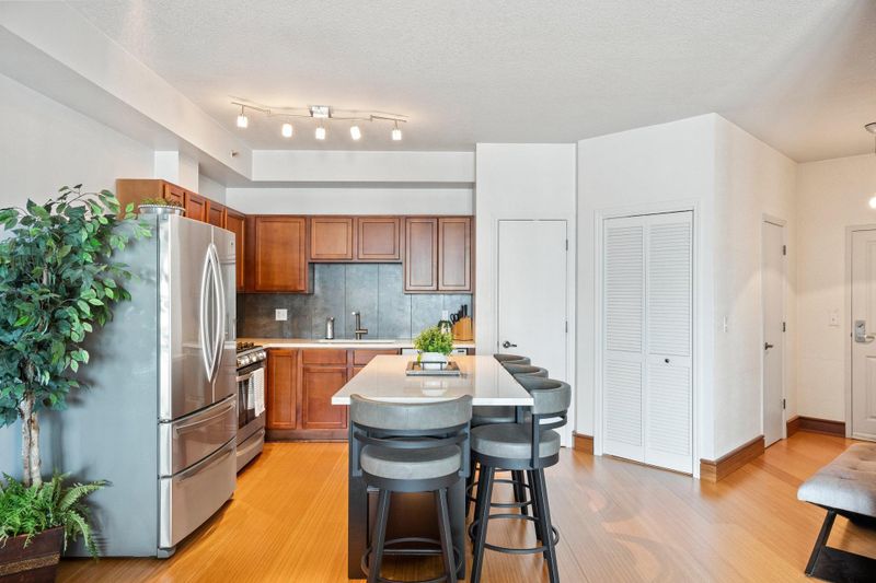 500 E Grant St #2209, Minneapolis, MN 55404