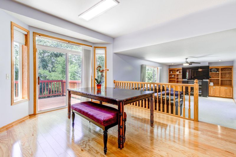 7180 Whitehall Rd, Shakopee, MN 55379