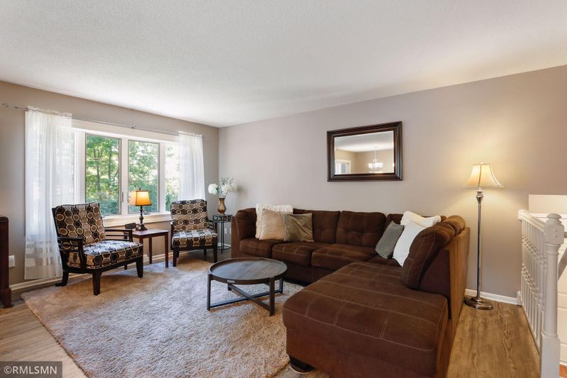 6600 Cherokee Ln N, Brooklyn Park, MN 55428
