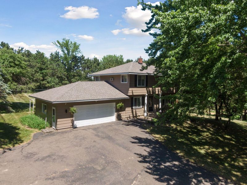 8370 39th St N, Lake Elmo, MN 55042