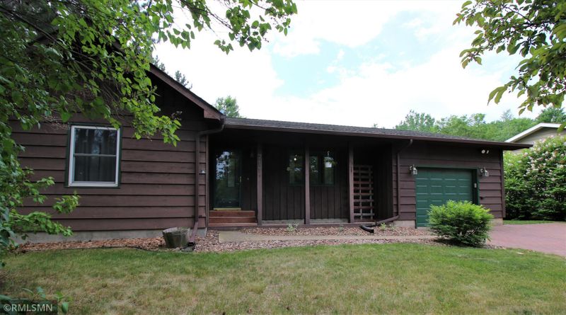 711 Bean Ave, Mora, MN 55051
