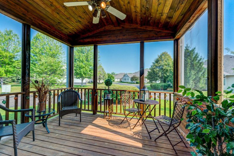 2604 Boulder Way, Burnsville, MN 55337