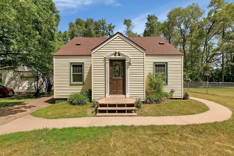 1524 10th Ave S, Saint Cloud, MN 56301