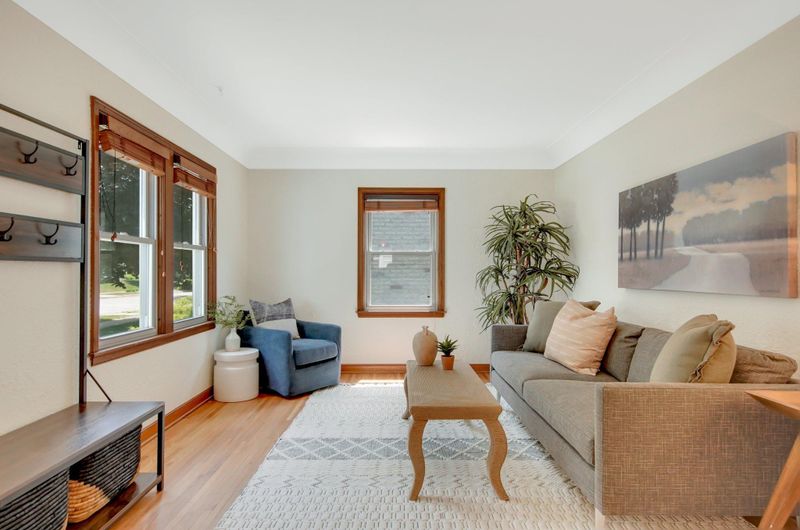 3106 Benjamin St NE, Minneapolis, MN 55418
