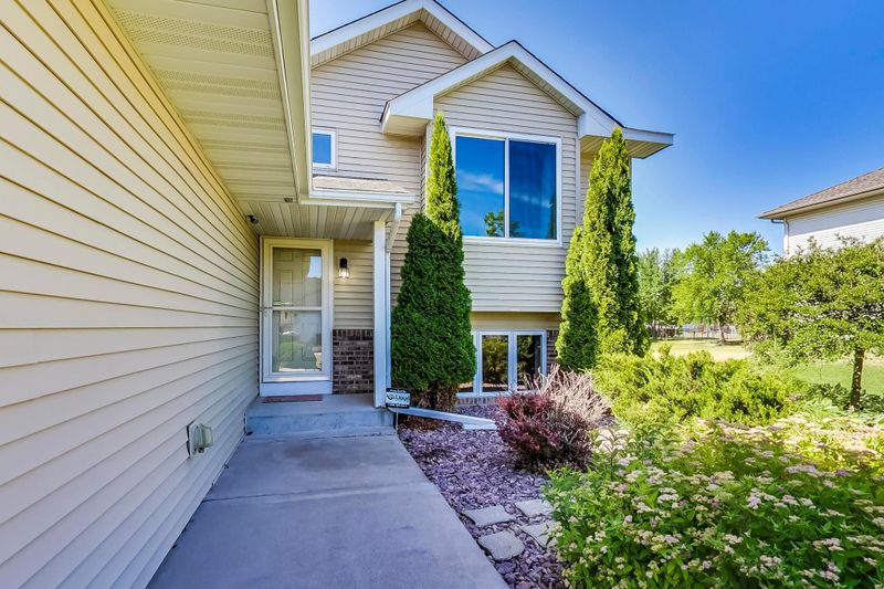 9881 41st St NE, Saint Michael, MN 55376